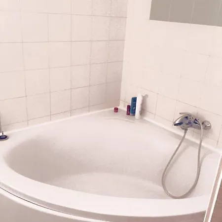 Apartament Happiness Apartment *